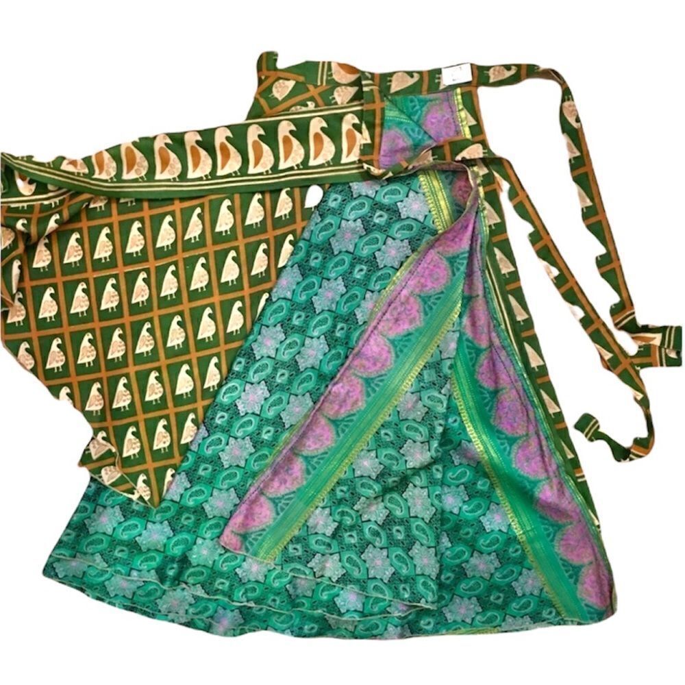 Silky Satin Reversible Layer Tiered Wrap Multi Pa… - image 2